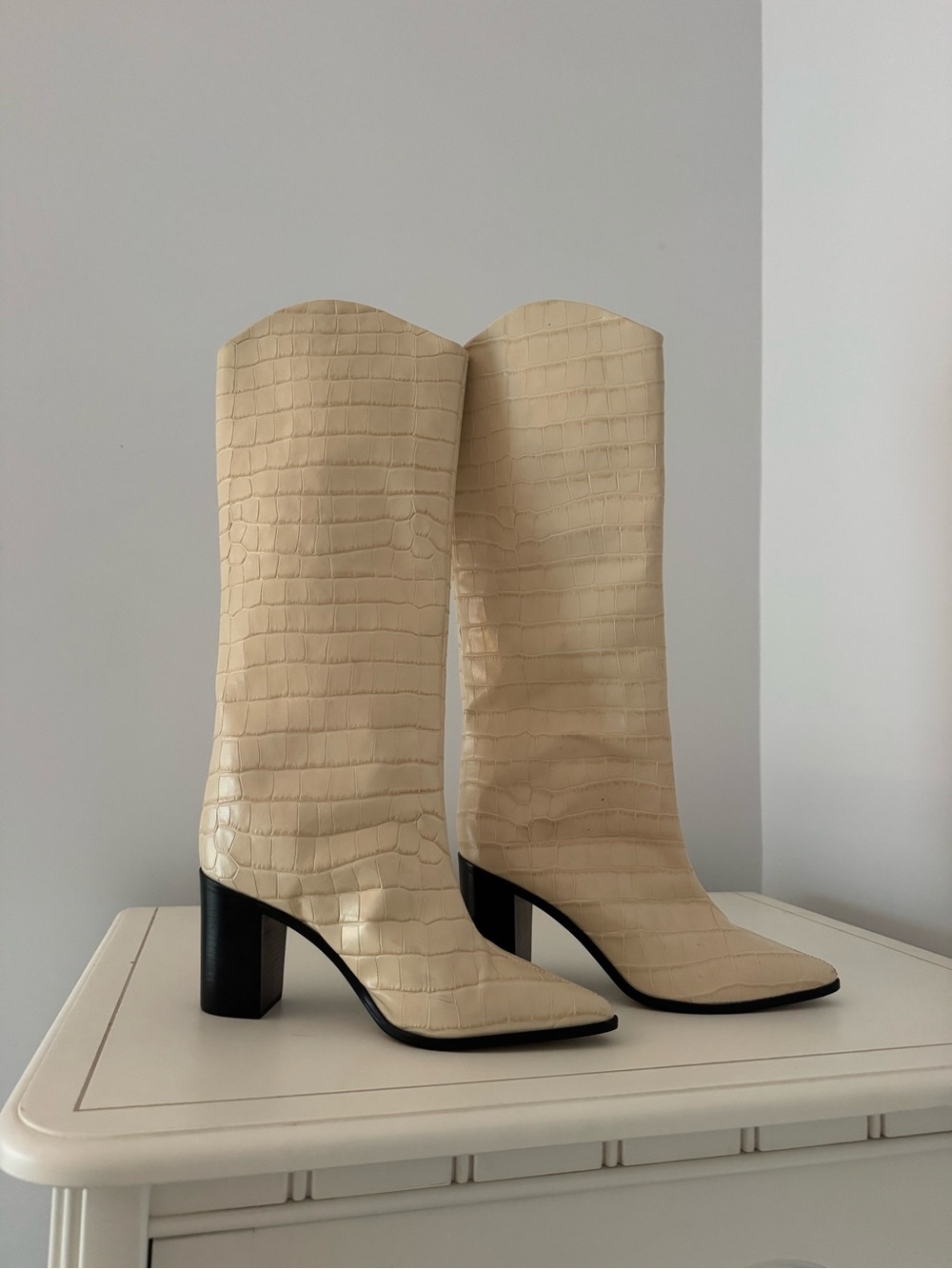 SCHUTZ Cream Croc-Embossed Mid-Calf Block Heel Boots